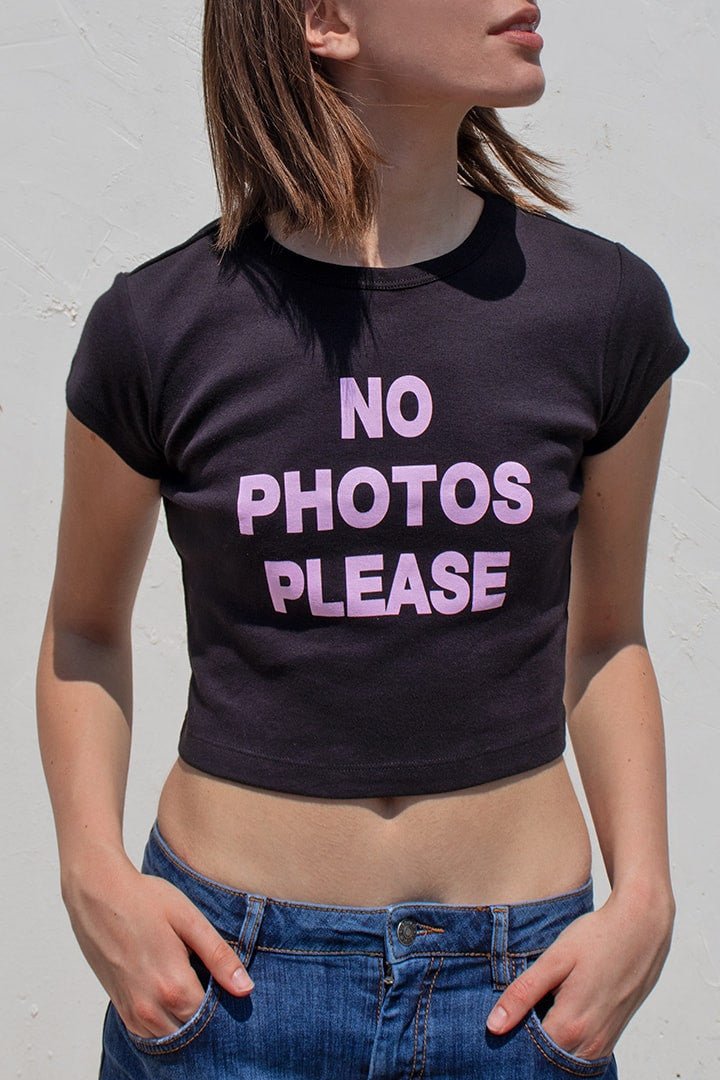 "No Photos Please" Baby Tee – Black Graphic Crop Top for Women | Tumblr Aesthetic Y2K Streetwear | physical by 303™ (formerly 303)